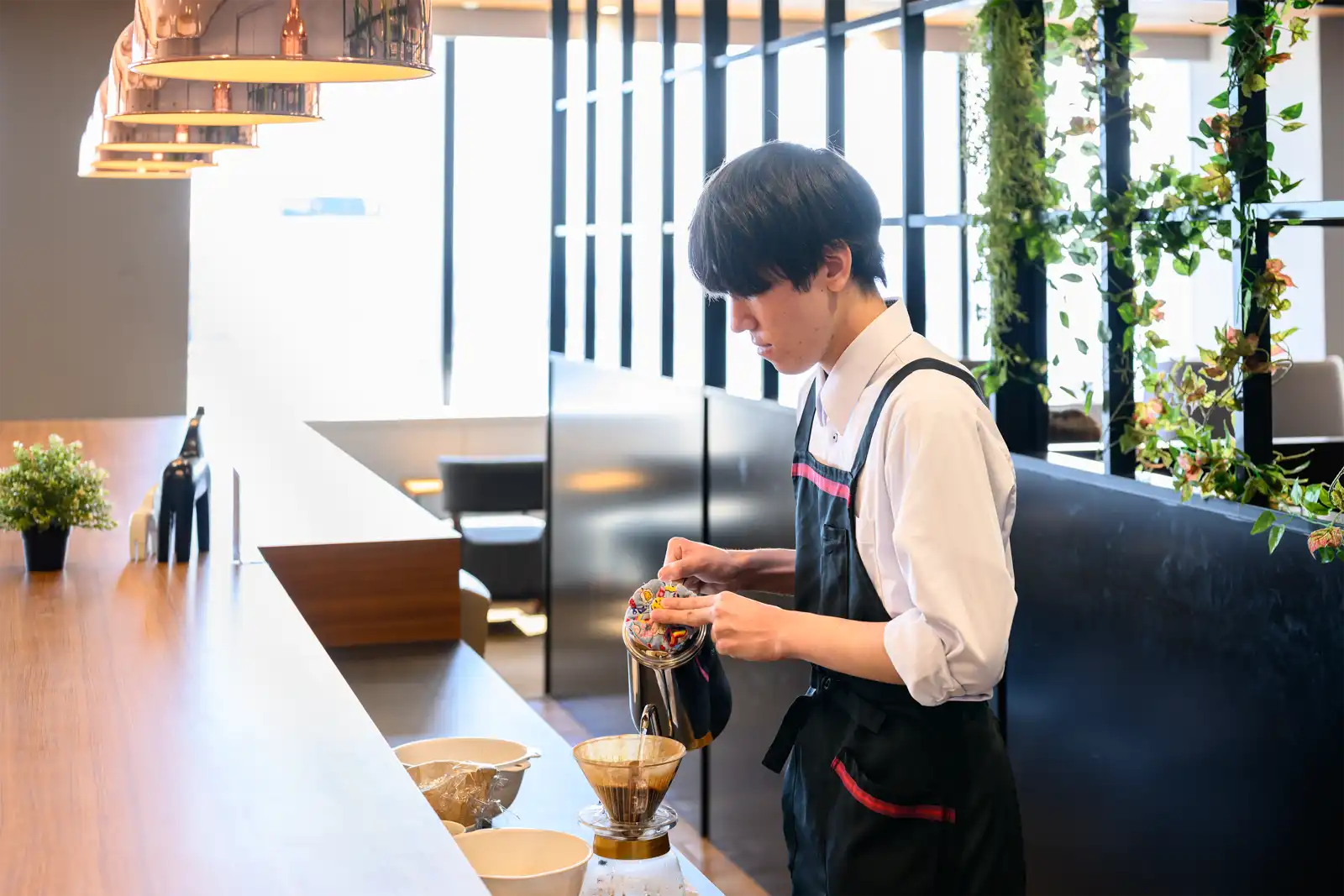 カフェ運営業務のイメージ写真です。